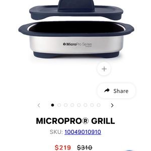 Tupperware MicroPro Series. Navy. Good condition. Dinnerware. Microwave safe.